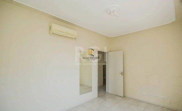 Apartamento 3 dormitórios no bairro Menino Deus