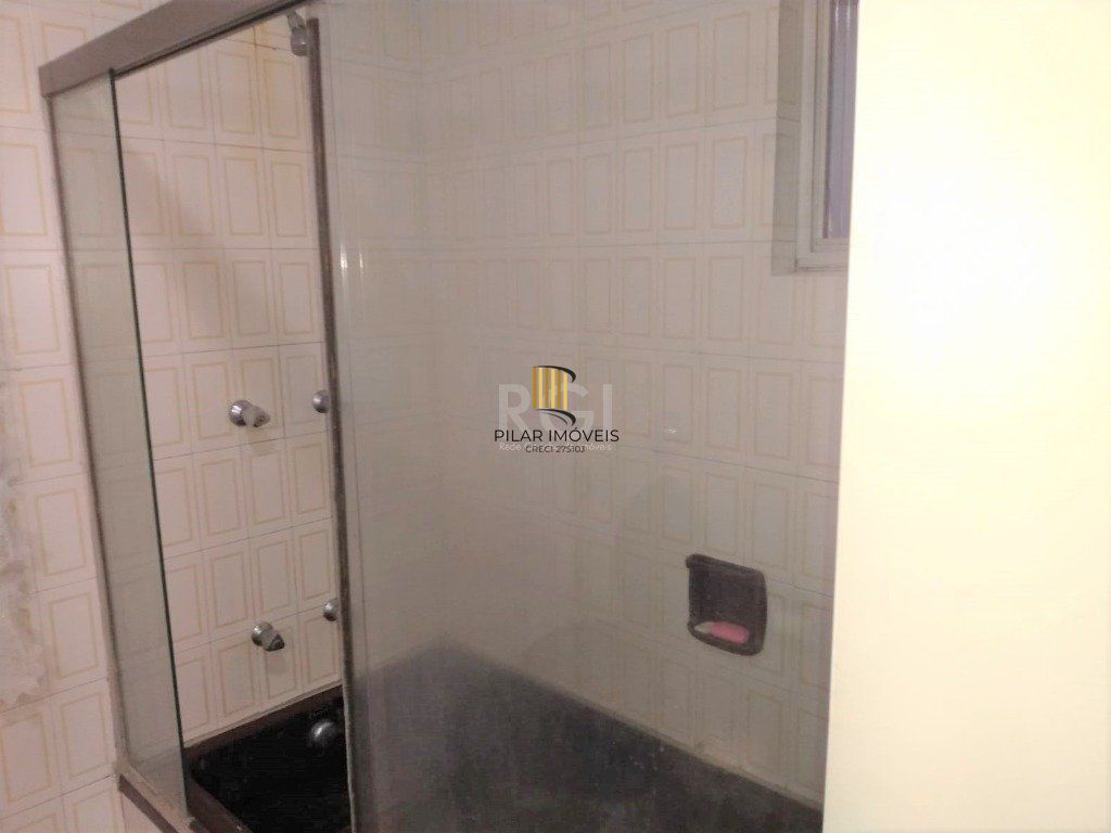 Cobertura para Venda - 237.88m², 3 dormitórios, sendo 1 suites, 2 vagas - Moinhos de Vento