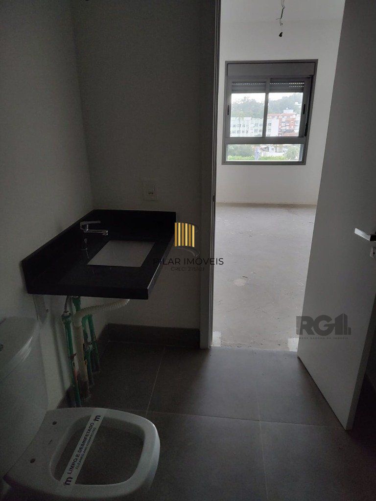 Apartamento 1 dor, 1 vaga coberta, localizado junto ao Bourbon Shopping Teresópolis.