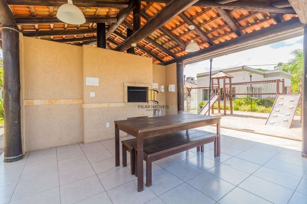 Casa de Condomínio 2 dormitórios no bairro Hípica