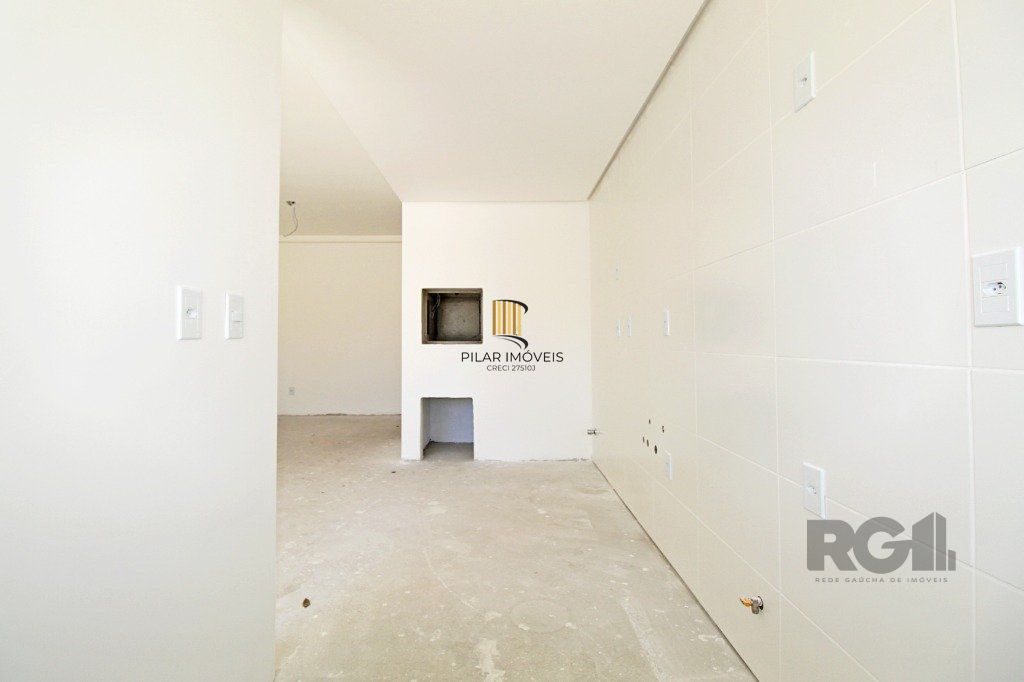 Apartamento 3 dorms à venda Rua Roque Calage, Passo da Areia - Porto Alegre