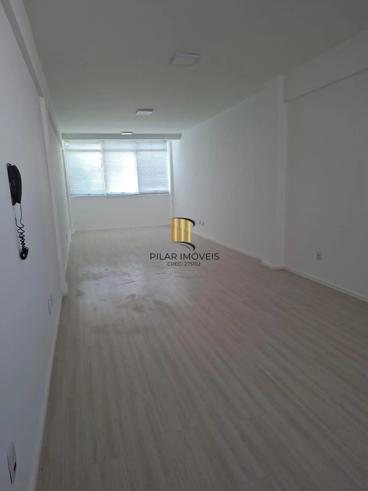 Sala comercial de 47m² no Moinhos de Vento