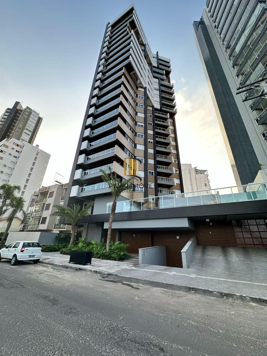Apartamento 2 dormitórios no bairro Centro