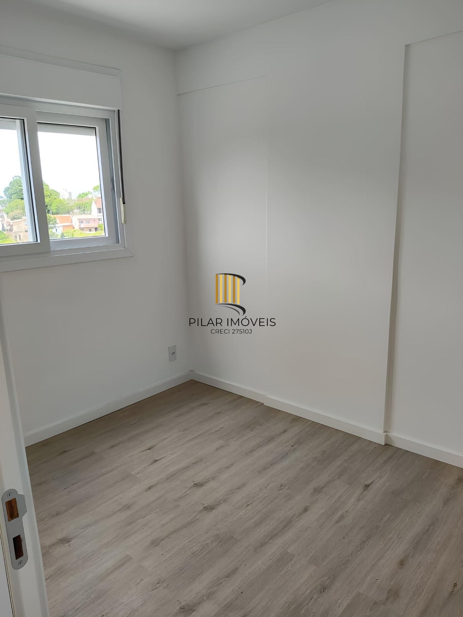 Apartamento de 2 dormitórios no Bairro Teresópolis - Porto Alegre