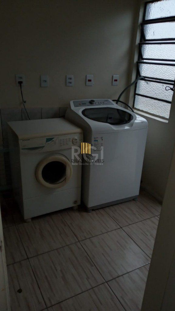 Casa para Venda - 174m², 3 dormitórios, sendo 1 suites, 3 vagas - Jardim Sabará