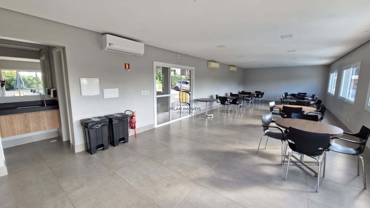 Apartamento de 2 dormitórios sendo 1 suíte, sala cozinha e garagem