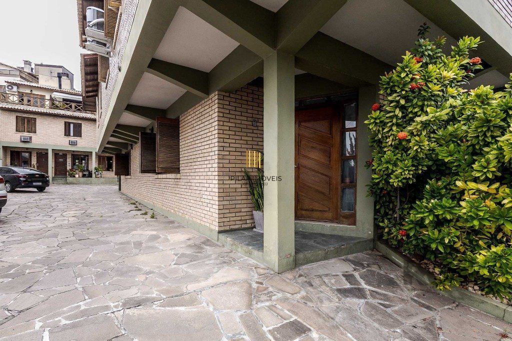 Casa de Condomínio 3 dormitórios no bairro Jardim Itu
