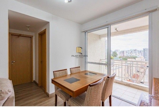 Apartamento 2 dormitórios com 1 suíte no bairro Passo D'areia em Porto Alegre.