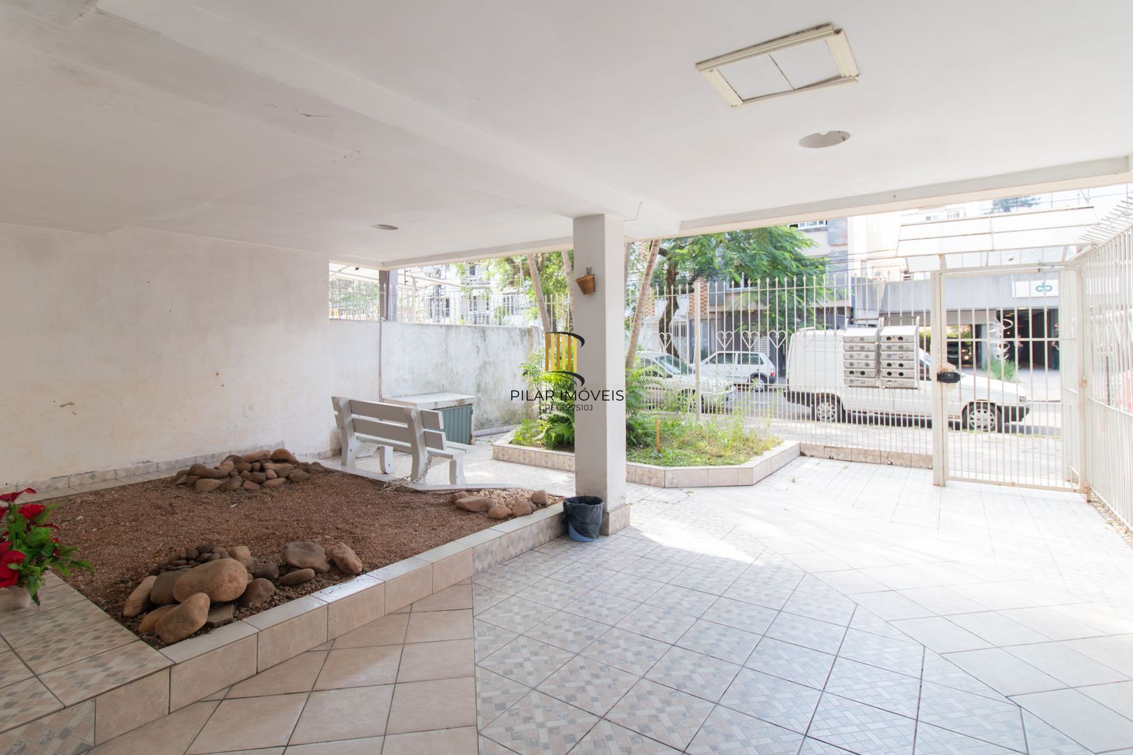 Apartamento 1 dorm à venda Rua Mucio Teixeira, Menino Deus - Porto Alegre