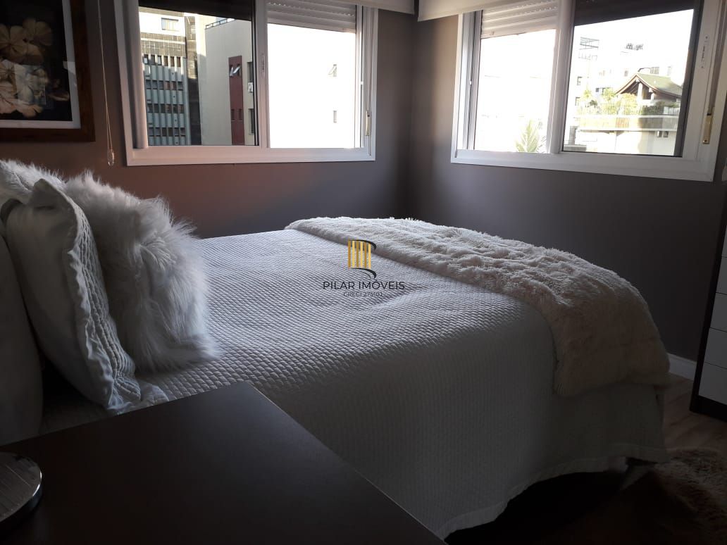 Apartamento na Bela vista com 3 suites, 4 garagens, 1 apartamento por andar.