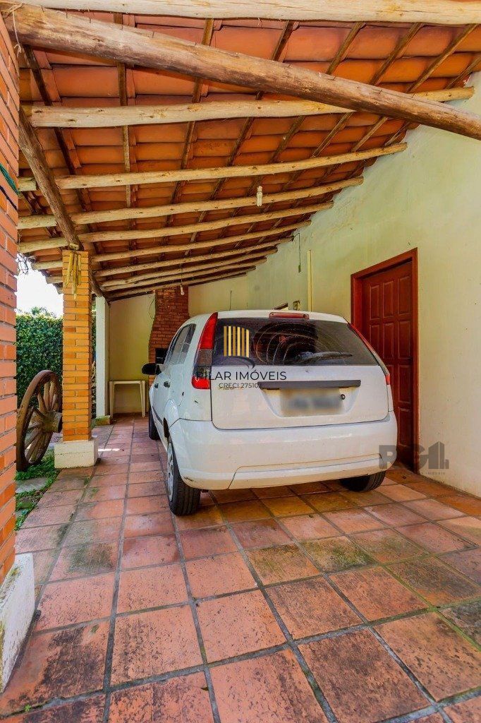 Casa 172m² - 3 dormitórios, 3 vagas no bairro Teresópolis