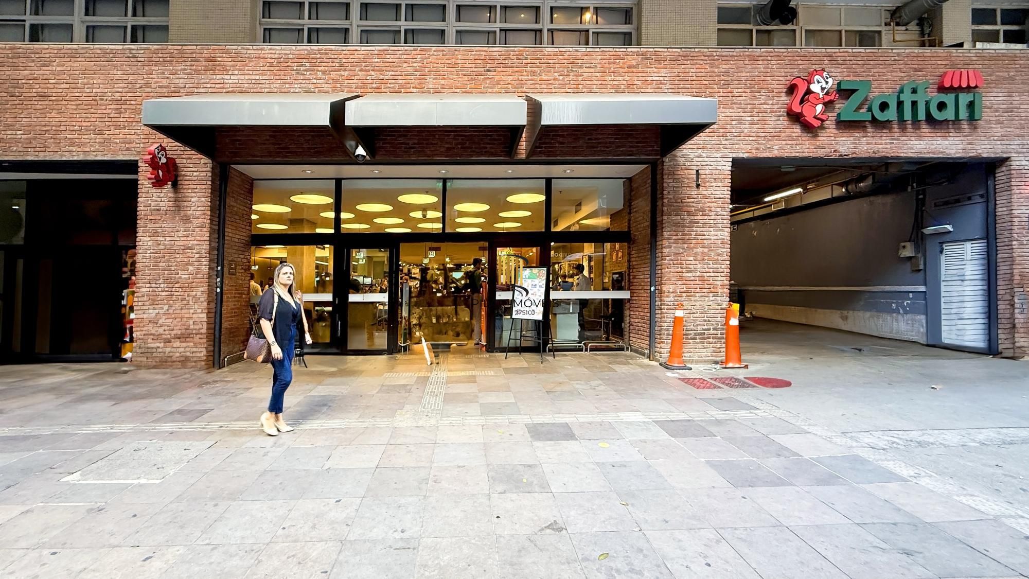 Apartamento totalmente reformado no centro de Porto Alegre