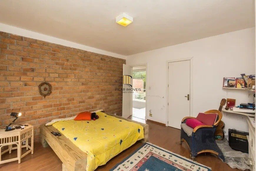 Casa 287m² - 3 suítes, 4 vagas no bairro Ipanema