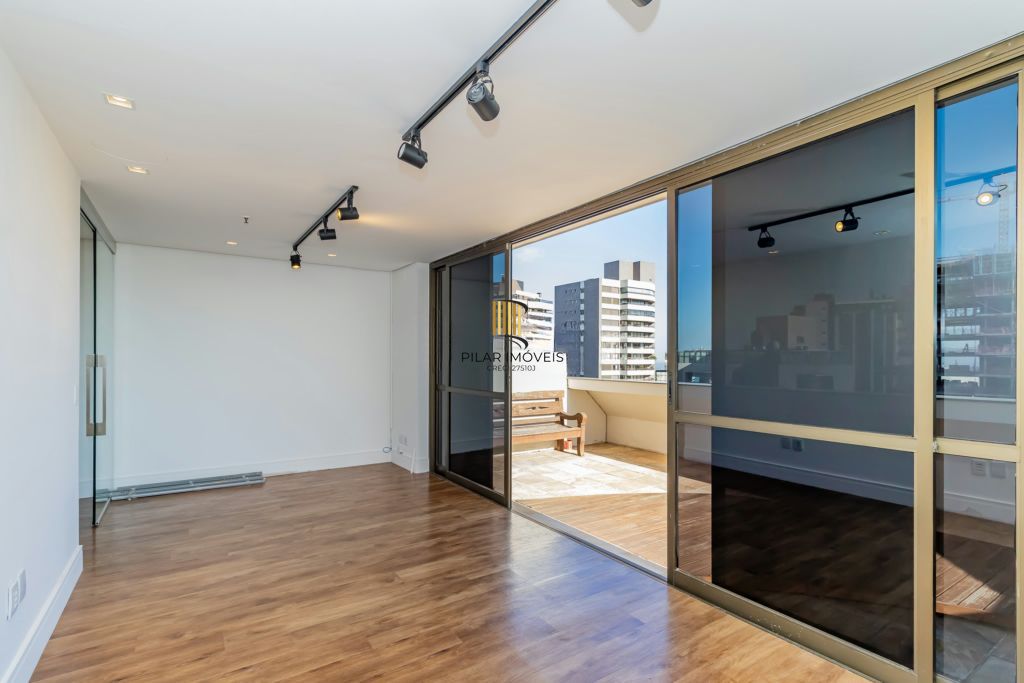 Sala / Conjunto Comercial à venda no Bairro Moinhos de Vento - Porto Alegre