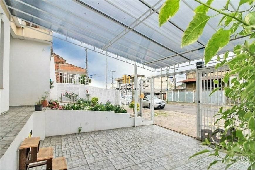 Casa de 285m² - 4 dormitórios, 4 vagas no bairro Bom Jesus