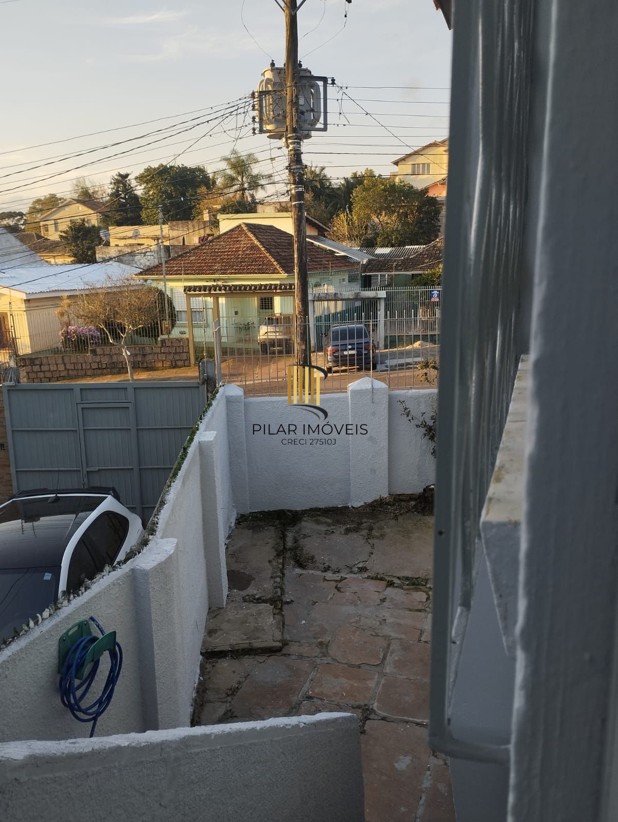 Casa 2 dormitórios no bairro Glória