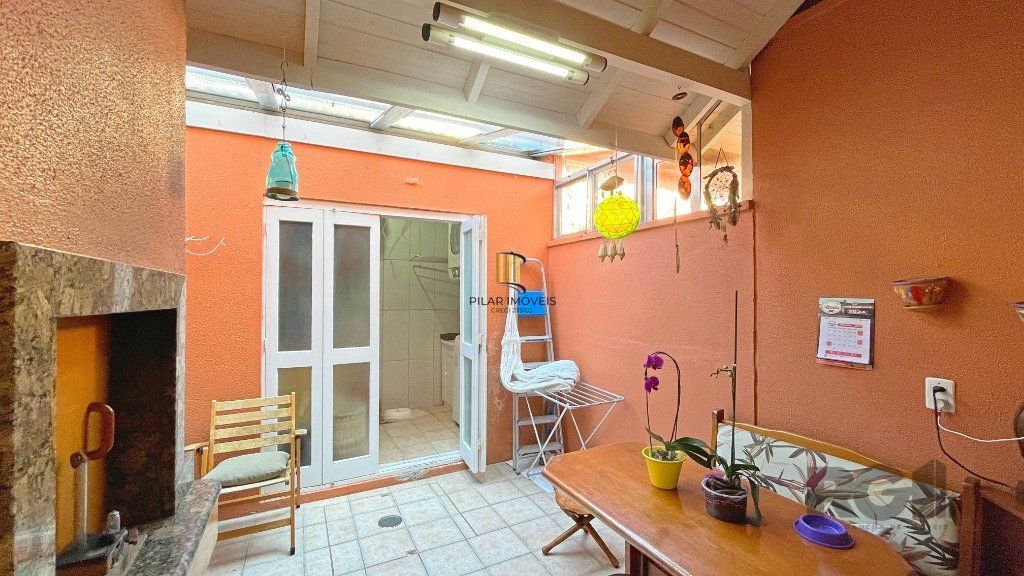 Casa Condominio 3 Dormitório(s) Bairro Teresópolis