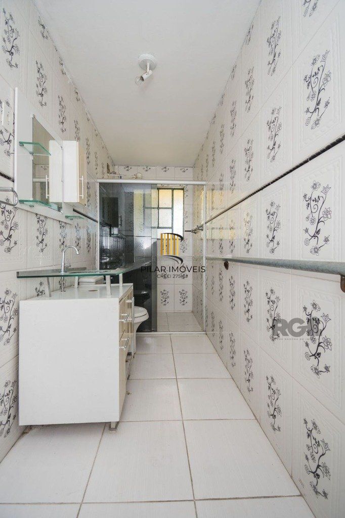 Casa com 5 dormitórios no bairro Jardim Sabará