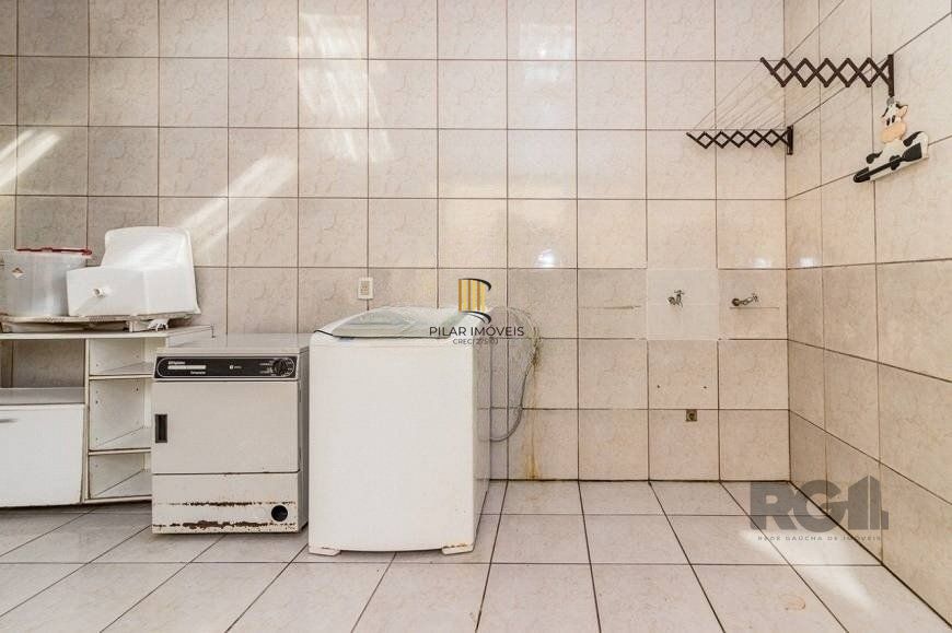 Casa de 250m², bairro Josefa Barreto