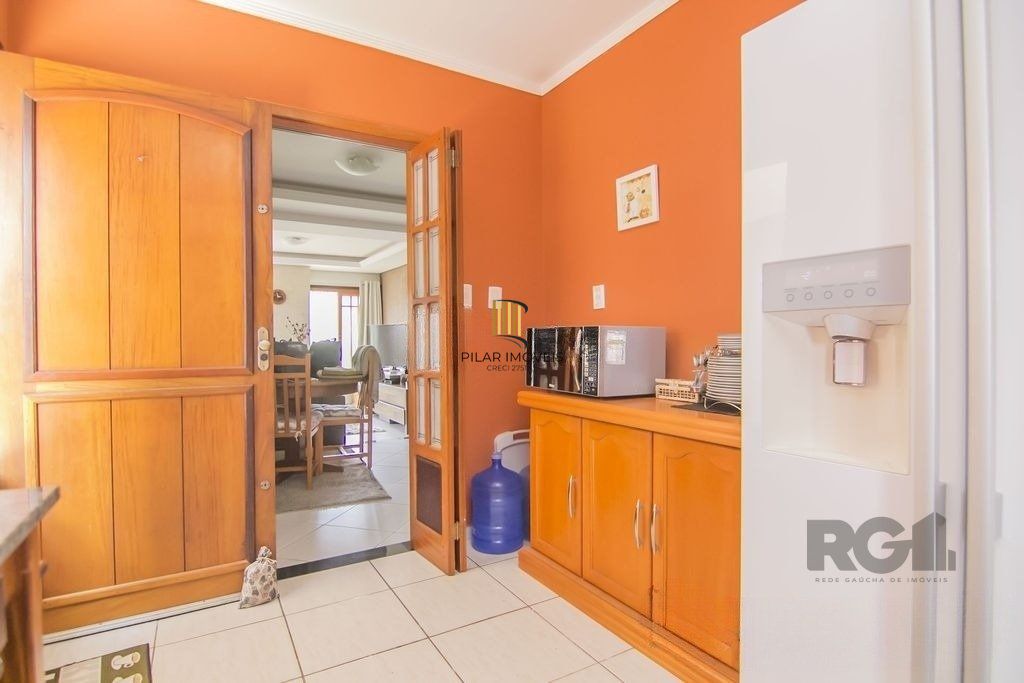 Casa 115m² - 3 dormitórios, 3 vagas no bairro Jardim Leopoldina