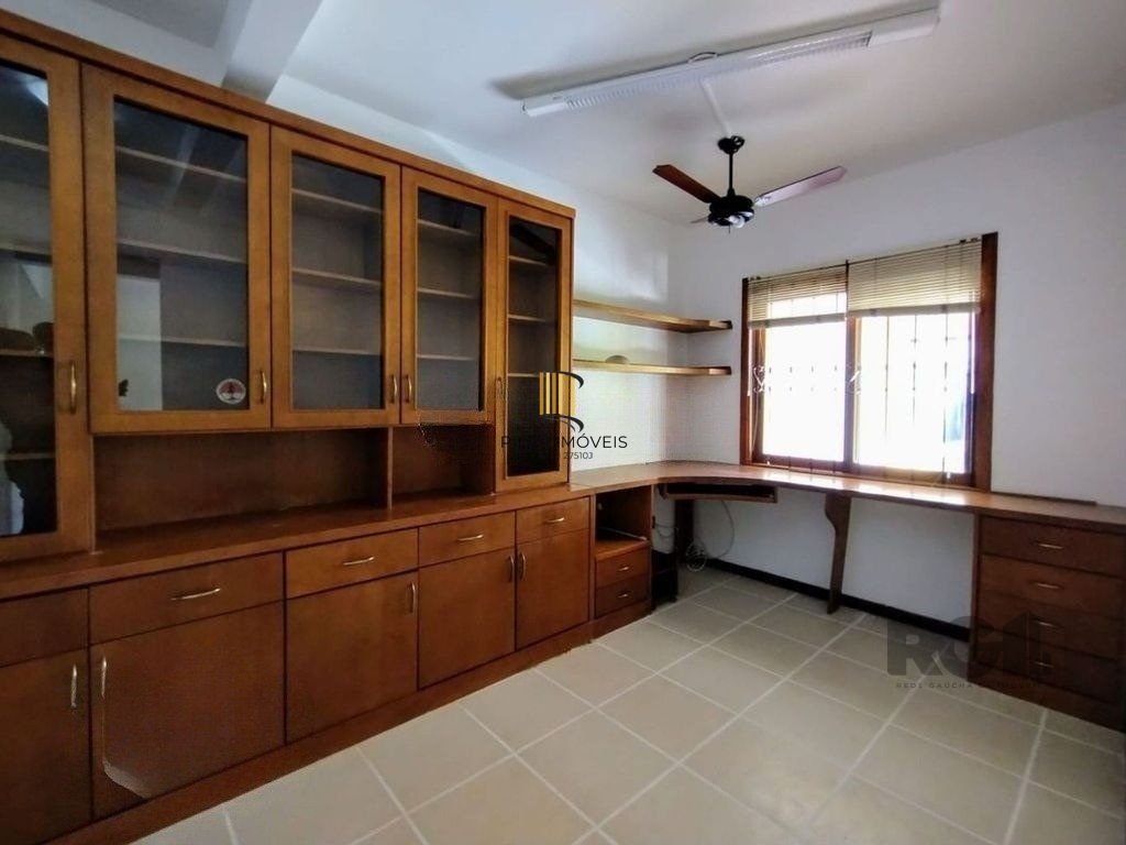 Casa de 3 dormitórios no bairro Ipanema - Porto Alegre