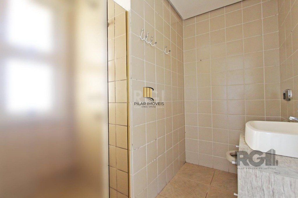 Apartamento para Locação/Aluguel - 67m², 2 dormitórios, 1 vaga - Teresópolis