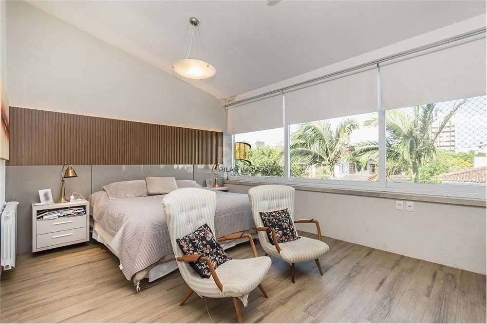 Casa de 317m², bairro jardim Lindoia
