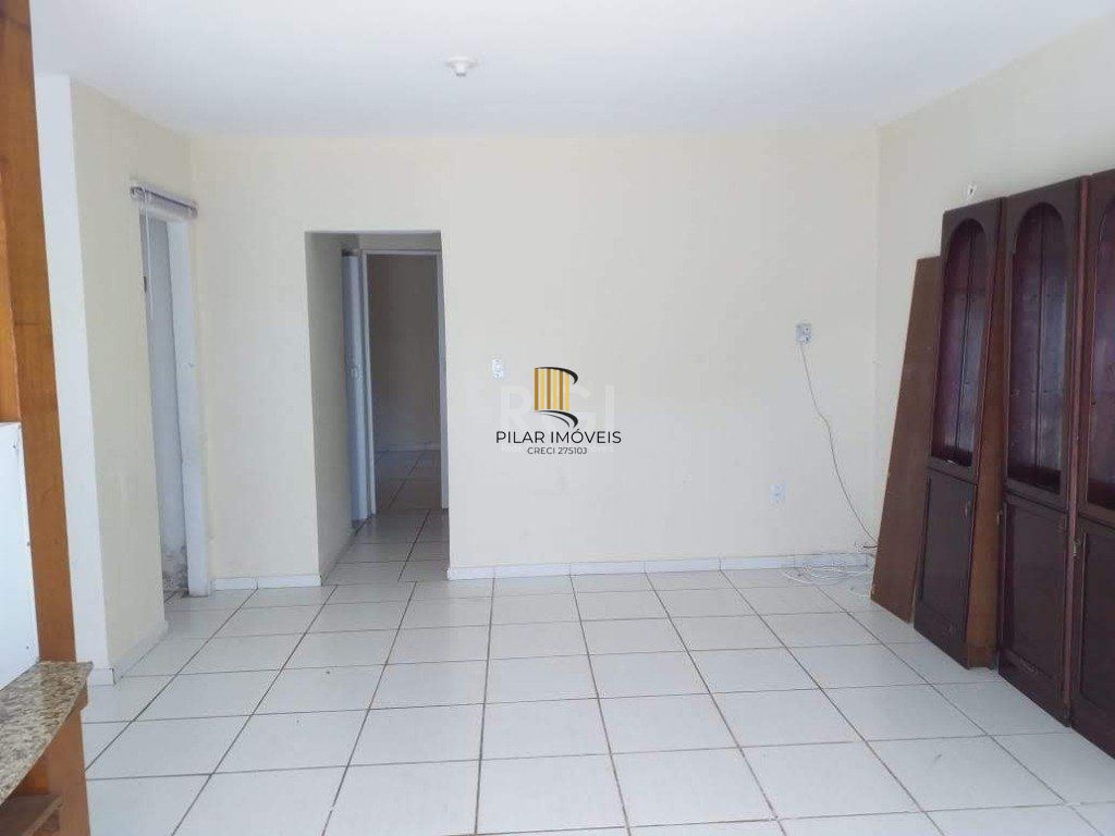 Casa para Venda - 200m², 6 dormitórios, 4 vagas - Tristeza