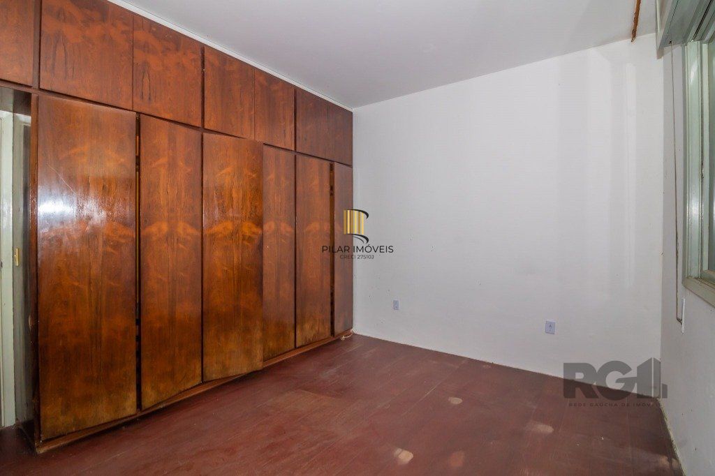 Casa 5 dormitórios no bairro Farroupilha