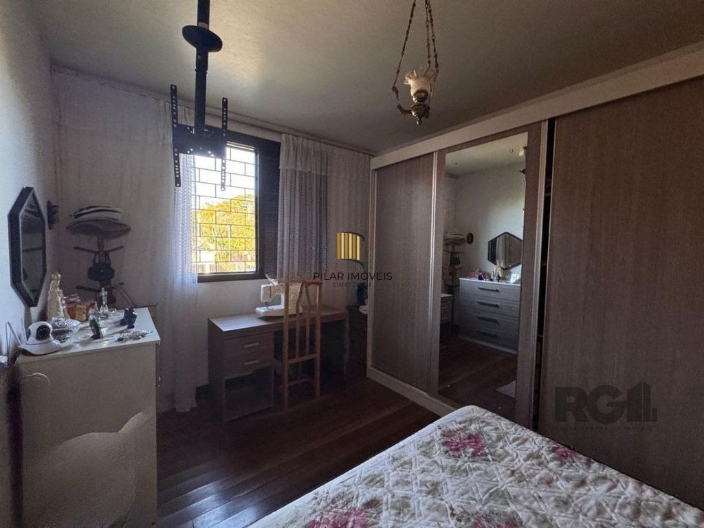 Casa 3 dormitórios no bairro Teresópolis