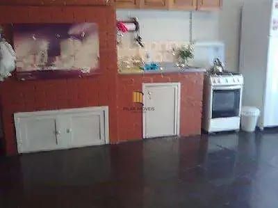 Casa de 03 dormitórios com suite à venda no bairro Medianeira, Porto Alegre
