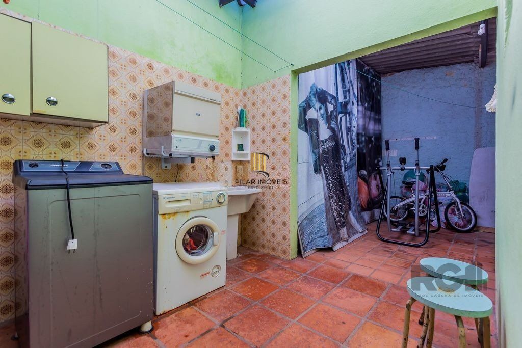 Casa 172m² - 3 dormitórios, 3 vagas no bairro Teresópolis