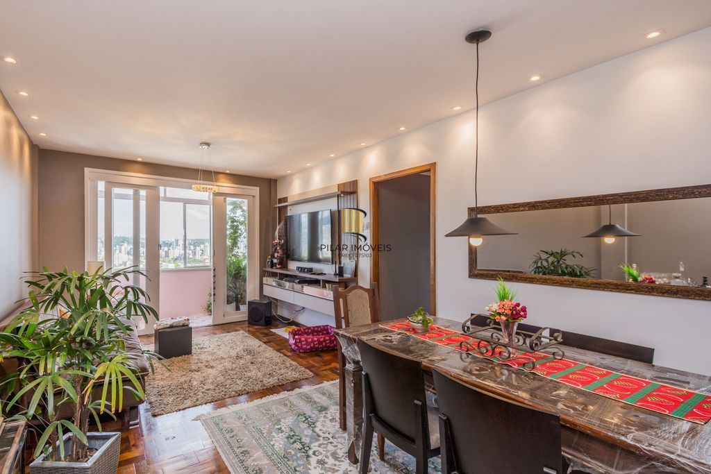 Apartamento de 3 dormitórios à venda no Bairro Rio Branco - Porto Alegre