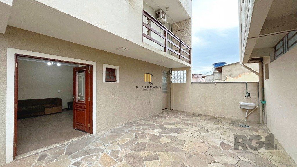 Casa 3 dormitórios no bairro Santa Tereza