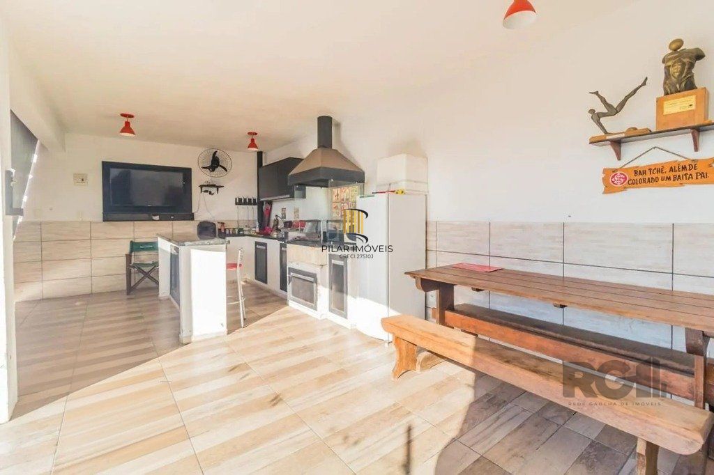 Casa com 3 dormitórios no bairro Cascata, Porto Alegre
