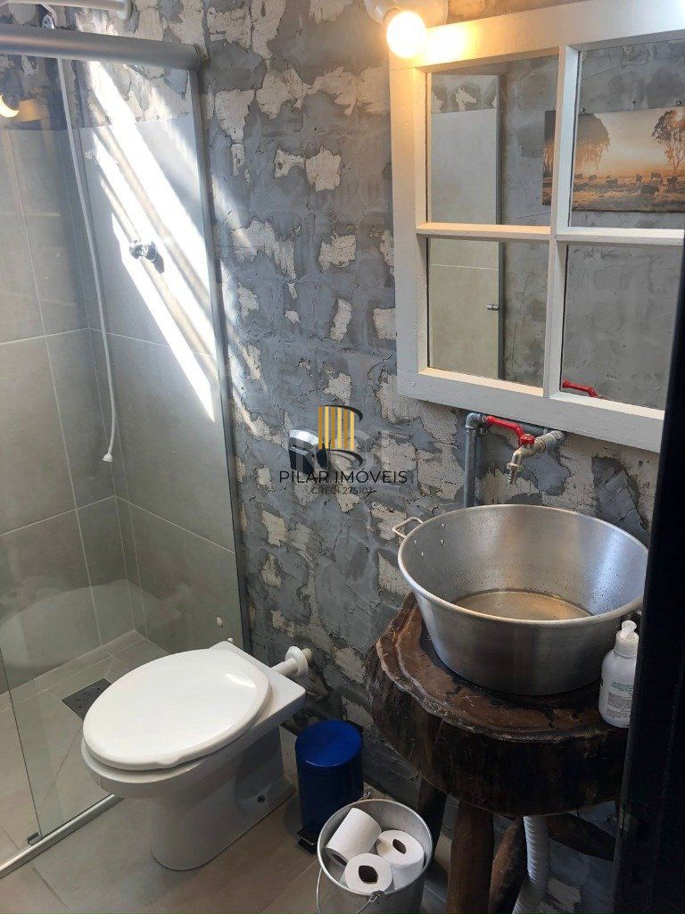 Casa para Venda - 260m², 3 dormitórios, sendo 2 suites, 2 vagas - Nonoai