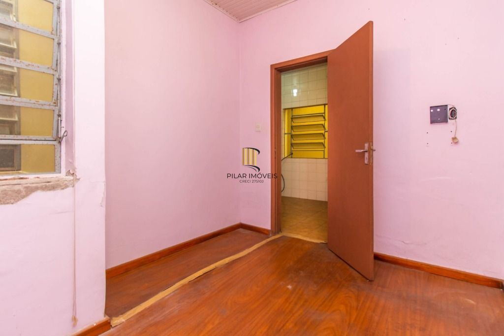 Casa com 3 dormitórios, 1 vaga e 74m² no bairro Cristo Redentor
