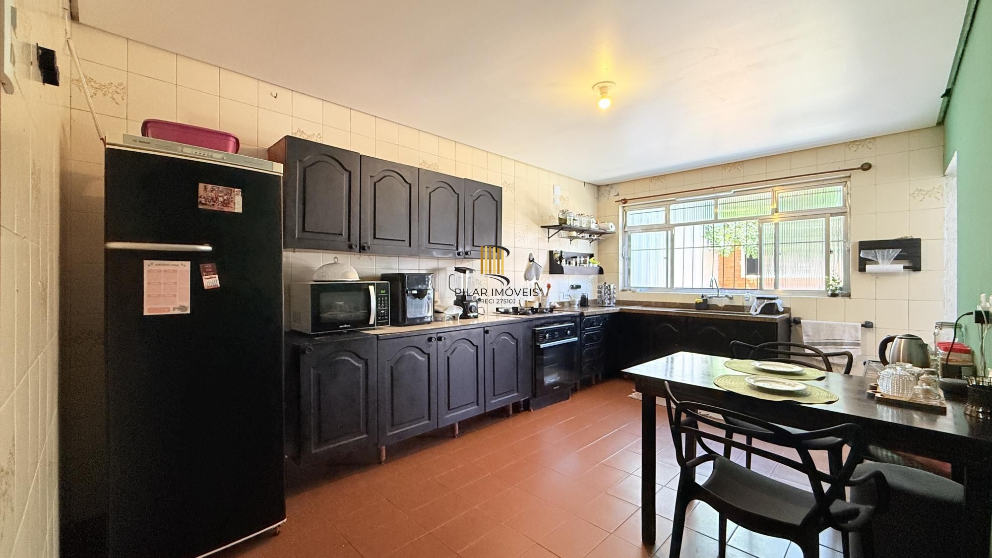 Casa 4 dormitórios no bairro Teresópolis