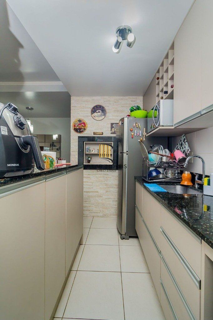 Apartamento 75m², 3 dormitórios, 2 vagas no bairro Partenon