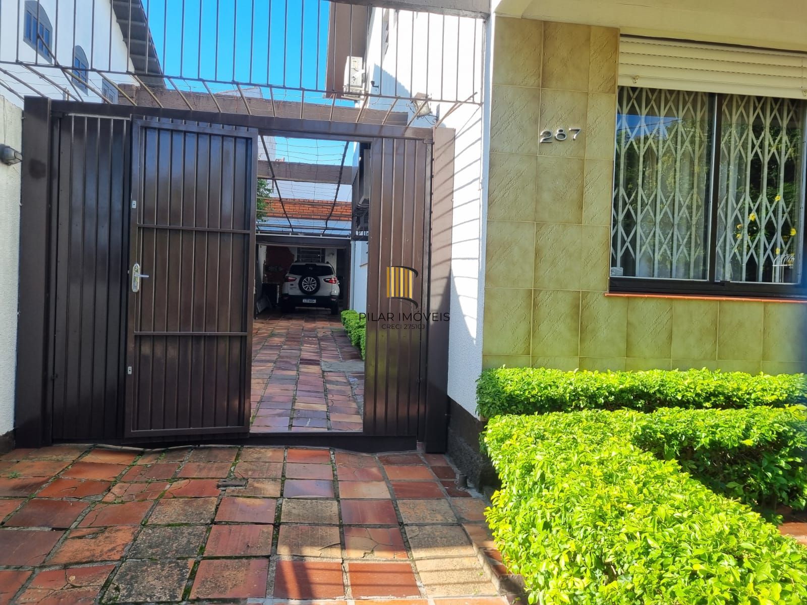 Casa 3 dormitórios no bairro Nonoai