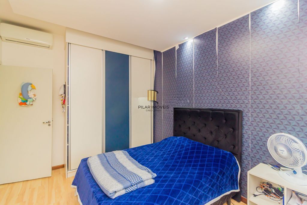 Casa em Condomínio 3 dorms à venda Avenida Juca Batista, Hípica - Porto Alegre