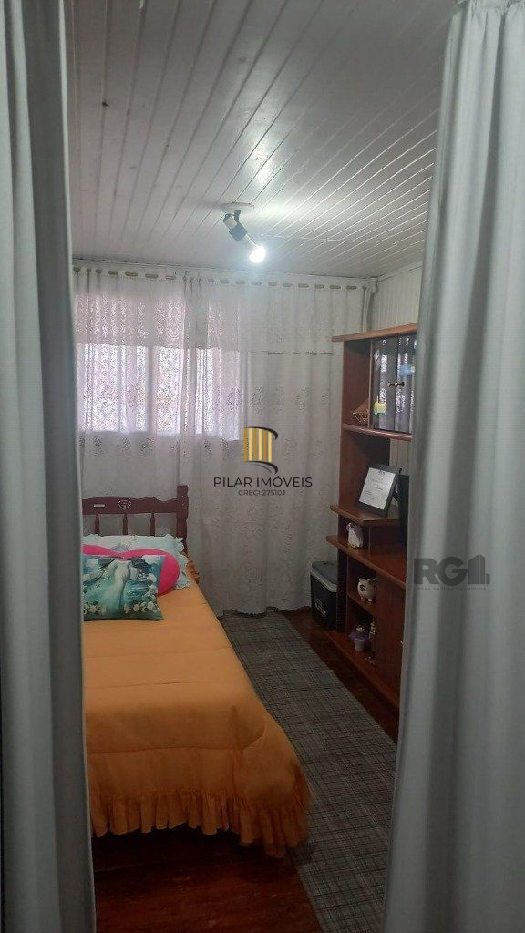 Casa 3 Dormitório(s) Bairro Santa Corona