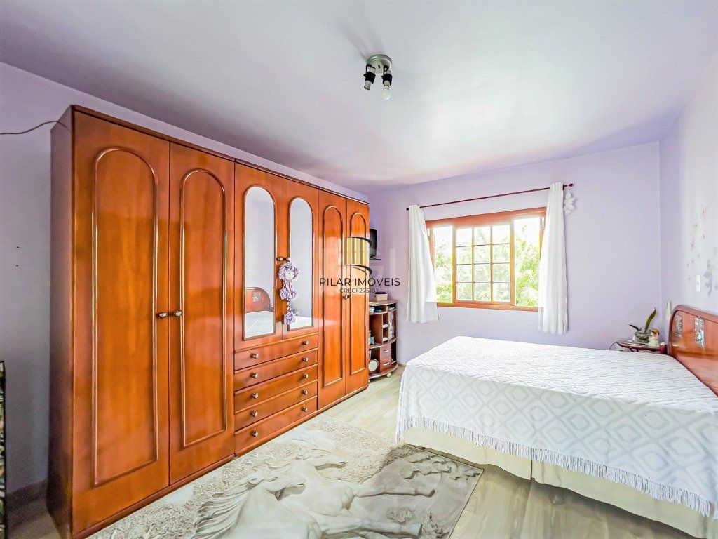 Casa para Venda - 272.24m², 3 dormitórios, sendo 1 suites, 4 vagas - Vila Jardim