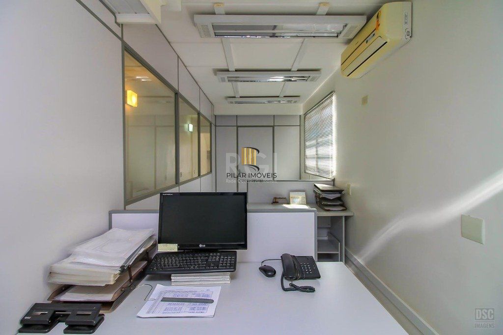 EXCELENTE PRÉDIO COMERCIAL LOCALIZADO NO BAIRRO GLÓRIA