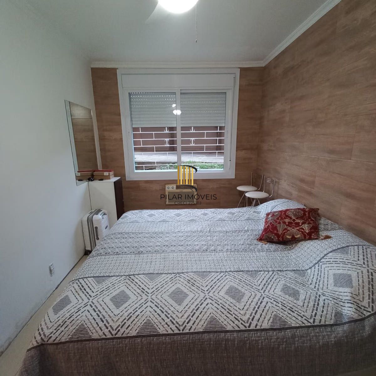 Apartamento de 1 dormitório à venda em Cristo Redentor, Porto Alegre.