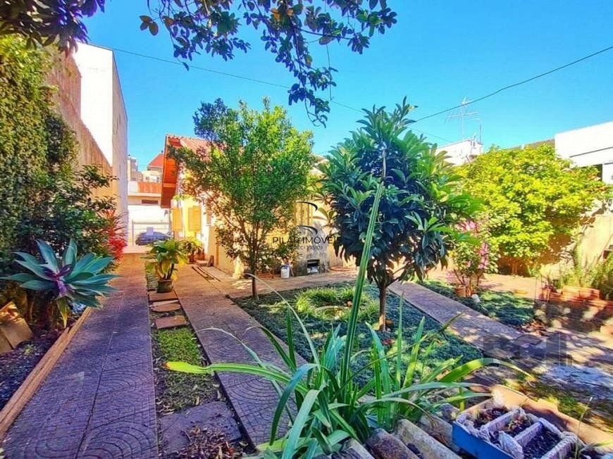 Casa de 3 dormitórios, bairro São Sebastião