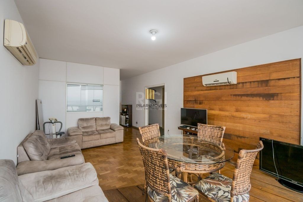 Apartamento de 3 quartos com vista para o rio á venda