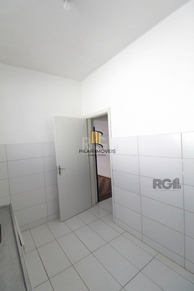 Casa 6 dormitórios no bairro Teresópolis