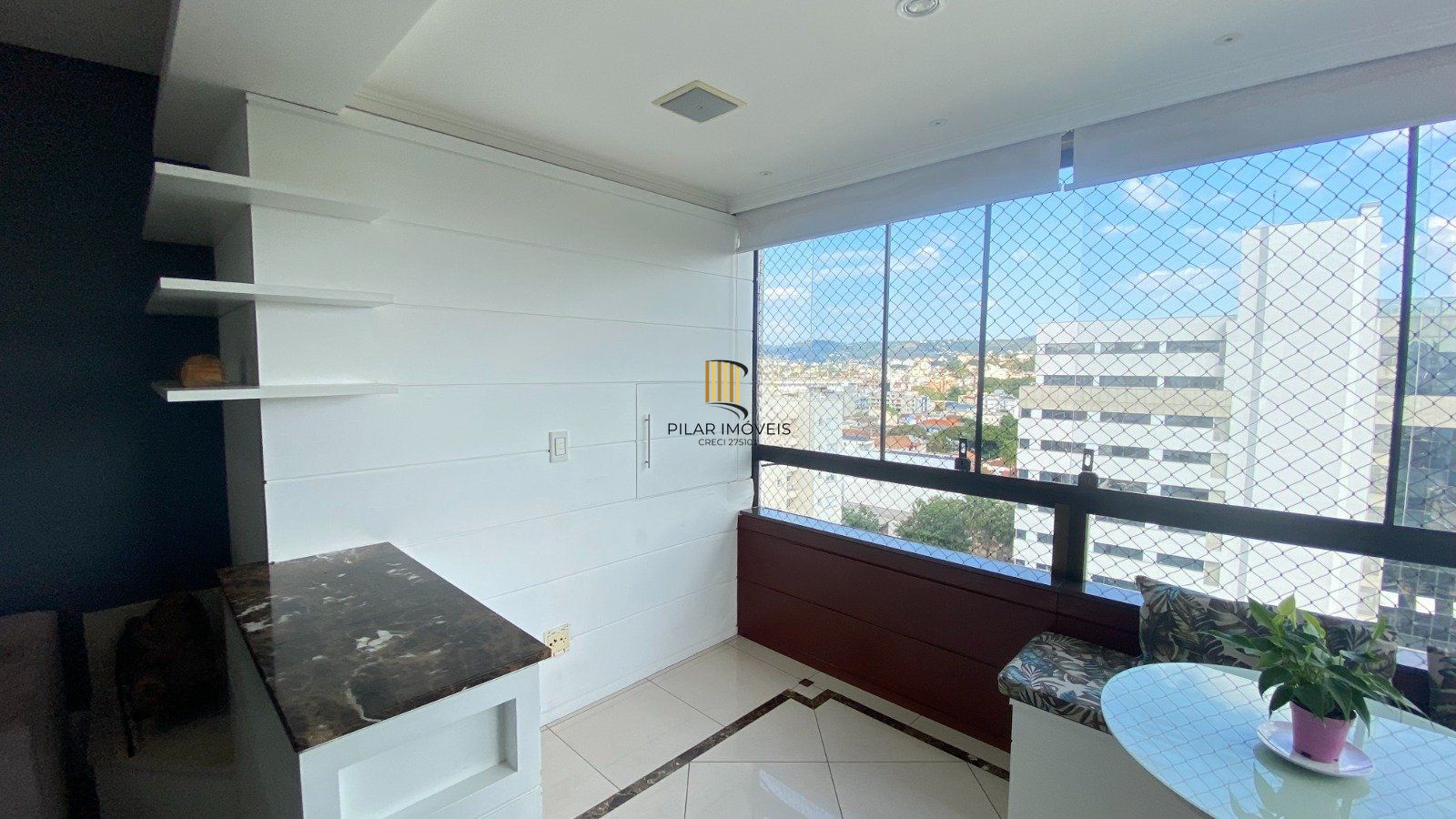 Apartamento com 3 quartos, 2 vagas e 100.7m² - Rua Botafogo - Menino Deus, Porto Alegre
