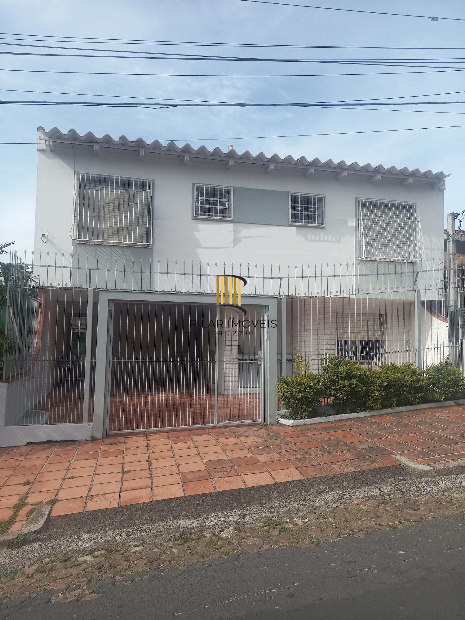Casa 3 dormitórios no bairro Teresópolis - Pilar Imóveis